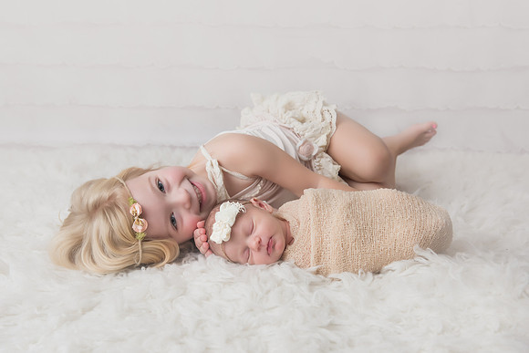 sibling_newborn_session