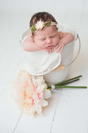 spring_newborn_session